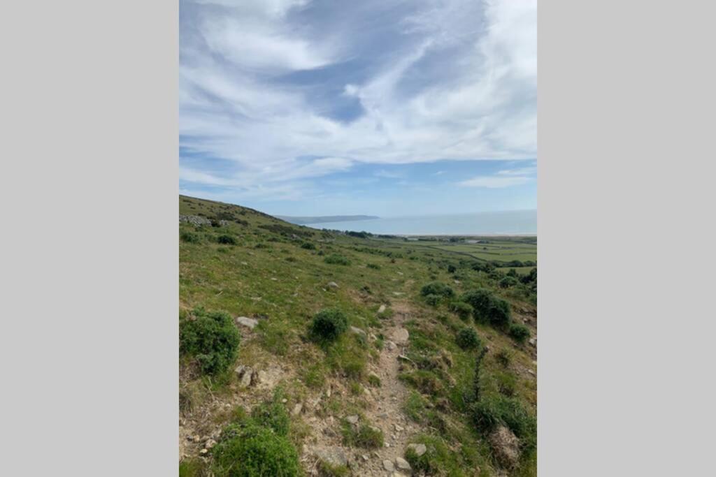 Lle Mary - Beautiful Views, Hot Tub, Secluded, Dog Welcome, Barmouth Llanddwywe Esterno foto