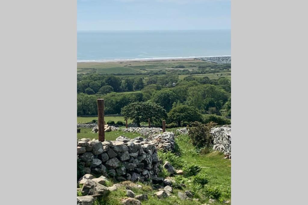 Lle Mary - Beautiful Views, Hot Tub, Secluded, Dog Welcome, Barmouth Llanddwywe Esterno foto